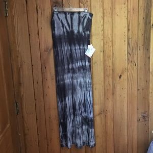 ROXY Convertible Strapless Dress/Maxi Skirt